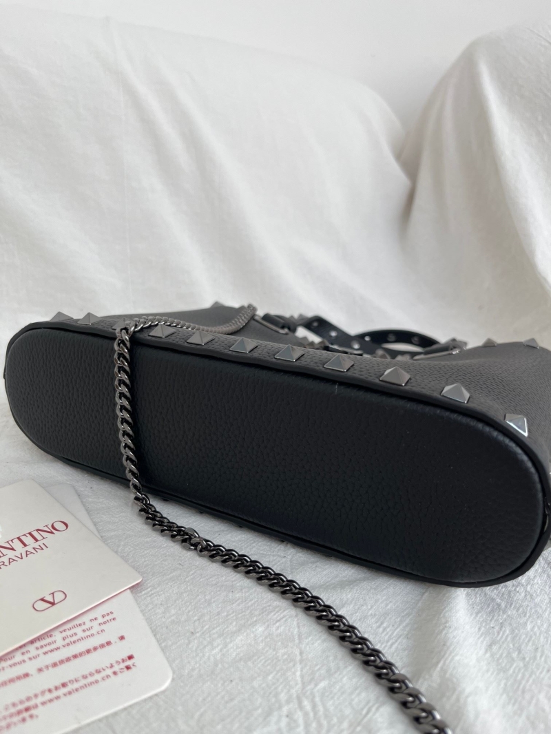 Va1e*ntin0 top handle bag